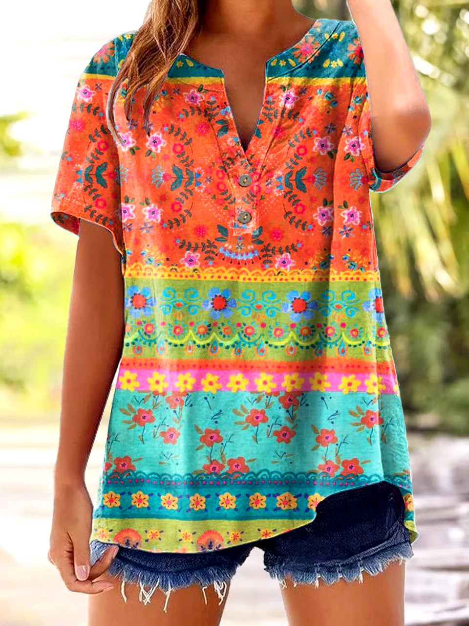 ?Buy 3 get 12% off丨Women's floral print button-up design V-neck casual shirt