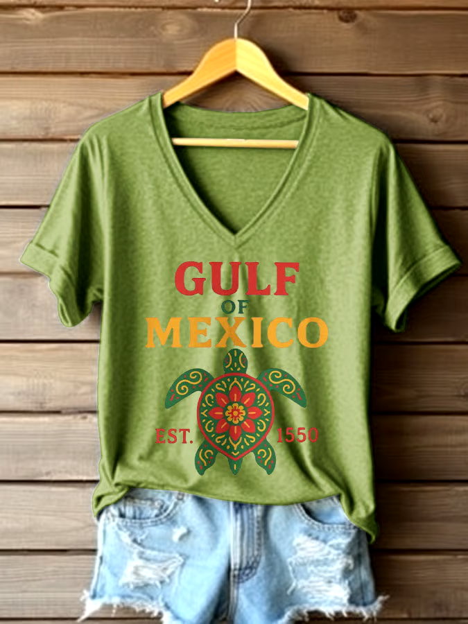 ?Buy 3 get 12% off丨Women's Sea Turtle The Gulf Of Mexico Printed V Neck T-shirt